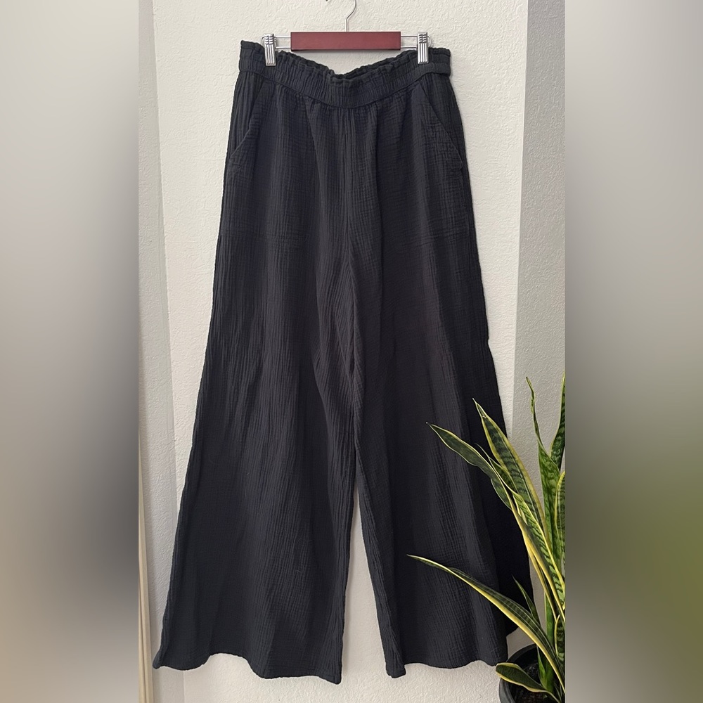 Black pool to party pants